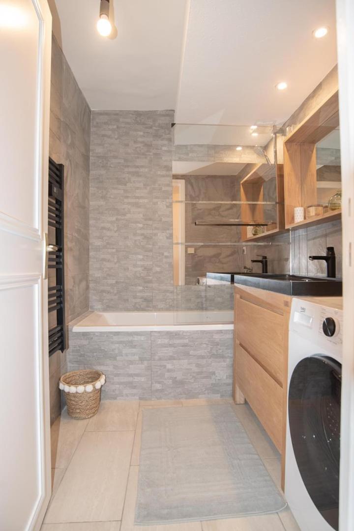 Moderne Et Cosy Au Coeur De Saint-Jean Ail Apartment Lyon Bagian luar foto