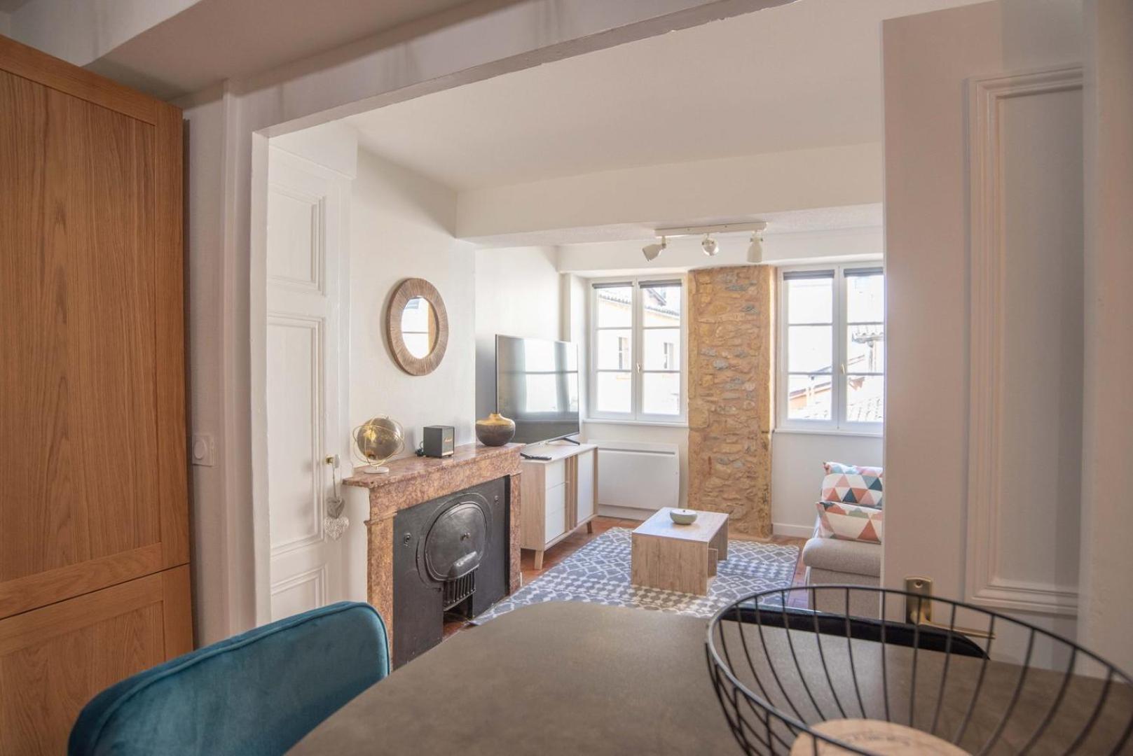 Moderne Et Cosy Au Coeur De Saint-Jean Ail Apartment Lyon Bagian luar foto